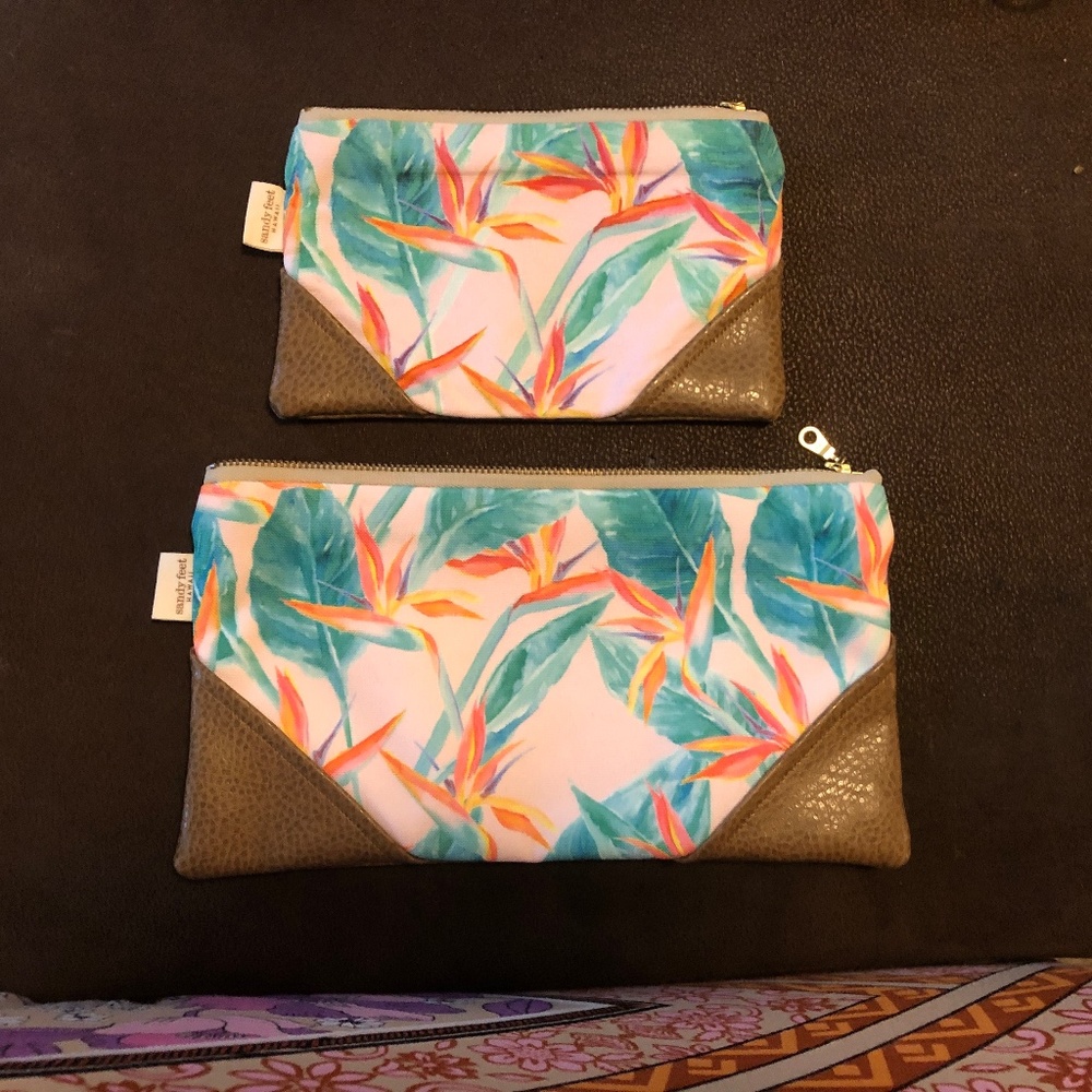 *** Sandy Feet Hawaii Waterproof Bags